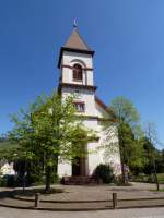 Achkarren, die Kirche wurde 1823 vom Weinbrennerschler Friedrich Arnold erbaut, April 2013
