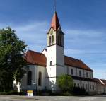 Wehingen auf der Schwbischen Alb, die katholische Kirche St.Ulrich, 1299 erstmals urkundlich erwhnt, Juli 2015 