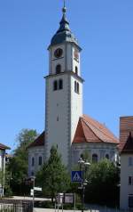 Bad Wurzach, die Kirche St.Verena wurde 1775-77 im frhklassizistischem Stil erbaut, Mai 2008