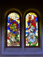 Ihringen, Fenster von 1976-78 in der evangelischen Kirche, geschaffen von Valentin Peter Feuerstein, April 2015