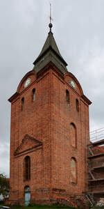 Der Turm der Stadtkirche von Stavenhagen, welche 1782 erbaut wurde.