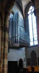 Weienburg (Wissembourg), Kirche St.Peter und Paul, die Roethinger-Orgel in der Vierung, Sept.2015