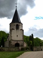 Avolsheim, der Domus Petri, Dompeter genannt, die 1049 geweihte Kirche zhlt zu den ltesten im Elsa, Mai 2013