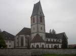 Schnis, Stiftskirche St.