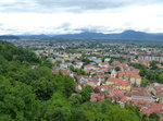 Ljubljana (Laibach), Blick von der Burg Richtung Sden auf einen Teil der slowenischen Hauptstadt, im Vordergrund die Kirche St.Jakob, Juni 2016 