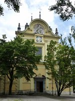 Ljubljana, Westfassade und Haupteingang zur Kirche St.Jakob, Juni 2016