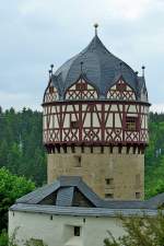 Schlo Burgk, der Rote Turm mit Fachwerkhaube von 1545, Mai 2012
