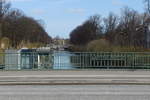 Hamburg am 21.3.2021: Blick von der „Wartenaubrcke“ auf den „Eilbekkanal“ mit den seit 2009 an der linken Seite liegenden Hausbooten, der Eilbekkanal ist die kanalisierte