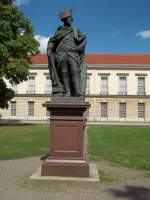 Berlin, Schloss Charlottenburg, Neuer Flgel, Friedrich d.Gr., Standbild von Goffried Schadow (aufgenommen am 13.08.2012) 