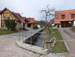 Huser am Dorfbach von Rssenbach, Lkr.