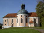 Eggenthal, Wallfahrtskirche Maria Seelenberg, Kirche mit Rotunde und Mnchswohnung, erbaut von 1697 bis 1710 (16.10.2011)