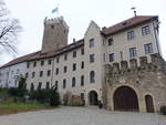 Burg Falkenfels, um 1100 errichteten die Grafen von Bogen die Burg auf dem nach drei Seiten steil abfallenden Felsen, heute Burghotel (06.11.2017)