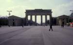Berlin Brandenburger Tor, das ohne die Quadriga ein bisschen nackt aussieht.