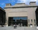 Das Pergamonmuseum mit dem berhmten Altar ist Anlaufstelle fr fast alle Touristen die mal nach Berlin kommen.