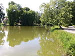 Teichanlage vor dem Archologischer Park Freyenstein am 24.
