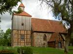 Dorfkirche von Karbow, Feldsteinbau mit Fachwerkelementen, erbaut ab dem 13.