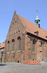 Schwerin - Die Heiligen-Geist-Kirche von der Lbschen Strae aus gesehen.