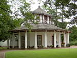 Bad Doberan, Weier Pavillon, achteckiger Pavillon erbaut von 1810 bis 1813 (13.07.2012)