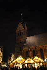 Marktkirche, mit Weihnachtsmarkt in Hannover, am 17.12.2010.