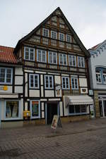 Rinteln, historisches Fachwerkhaus in der Weserstrae (11.05.2010)