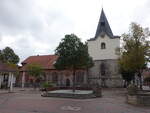 Neustadt am Rbenberge, evangelische Liebfrauenkirche, romanische Basilika, erbaut im 13.