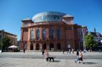 Mainz, Staatstheater am Gutenbergplatz, erbaut von 1829 bis 1833 durch Georg Moller (30.08.2009)
