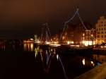 Lbeck, Untertrave mit Blick von der MuK-Brcke am Abend zu den Oldtimern im Museumshafen am Wenditzufer ...