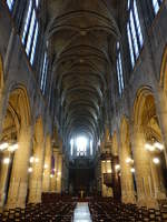 Paris, gotischer Innenraum in der Kirche Saint-Nicolas-des-Champs (31.03.2018)