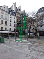 Paris, Skulpturen an der Rue Saint-Merri vor dem Centre Pompidou (31.03.2018)