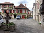 Beaulieu-sur-Dordogne, historische Huser in der Rue du Presbytere (21.07.2018)
