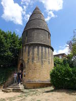 Sarlat-le-Caneda, Laterne-des-Morts, mittelalterlicher Turm, erbaut zu Ehren des Hl.