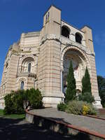 Pibrac, Wallfahrtskirche Saint-Germaine, erbaut von 1901 bis 1967 im romanisch-byzantinischen Stil, Architekt Pierre Esqui (29.07.2018)