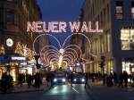 Hamburg am 2.12.2015: Neuer Wall im Weihnachtsschmuck