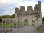 Mellifont Abbey, lteste Zisterzienser-Abtei Irlands, gegrndet 1142 durch den Erzbischofs Malachias von Armagh, achteckiges Brunnenhaus aus dem 13.