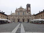 Vigevano, Dom San Ambroggio, erbaut von 1532 bis 1553, Fassade von J.
