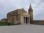 Caorle, Wallfahrtskirche Madonna dell' Angelo, erbaut bis 1751 auf einem Landvorsprung in der Adria (18.09.2019)