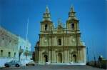 Maltesische Kirche mit zwei Uhrzeiten (damit der Teufel die richtige Uhrzeit nicht weiss!)