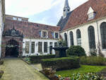 Hofje am Pepergasthuis in der Innenstadt von Groningen.