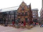 Groningen, Gebude der historischen Waag am Waagplein (27.07.2017)