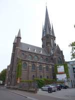 Sittard, neugotische Basilika Unsere Lieben Frau, erbaut von 1875 bis 1879, Architekt John Kayser, Chor mit Kapellenkranz (03.05.2015)