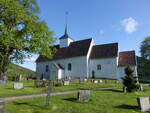 Sauherad, evangelische Kirche, weie Steinkirche erbaut 1150 (28.05.2023)
