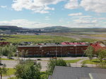 Blick vom Zentrum von Kiruna in Richtung Erzbergwerk am 22.