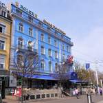 Basel, das Grand Hotel Euler befindet sich in einem historischen Gebude, gegenber dem SBB-Bahnhof - 01.04.2014