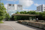 Moderne Architektur in Basel -    Der Hauptzugang zum Novartis Campus, der nicht ffentlich zugnglich ist.