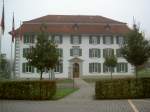 Orpund, ehemaliges Kornhaus des Prmonstratenser Kloster Gottstatt, heute Gemeindeverwaltung, Berner Jura (01.10.2011)