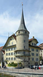 Das Zurgilgenhaus, eines der Luzerner Wahrzeichen am Schwanenplatz.