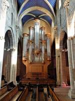 Neuchtel, die Kollegiatkirche beherbergt zwei Orgeln.