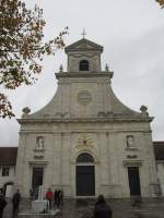 Mariastein, Wallfahrtskirche des ehemaligen Benediktinerkloster, erbaut 1655 mit   klassizistische Fassade von 1834 (07.10.2012)
