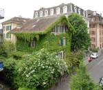 Lausanne, Rue du Simplon 41, “L’Alouette”, das grne Haus beim Bahnhof - 17.05.2015