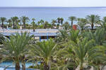 Blick auf Hotel R2 Pajara Beach in Costa Palma auf der Insel Fuerteventura -  Spanien.